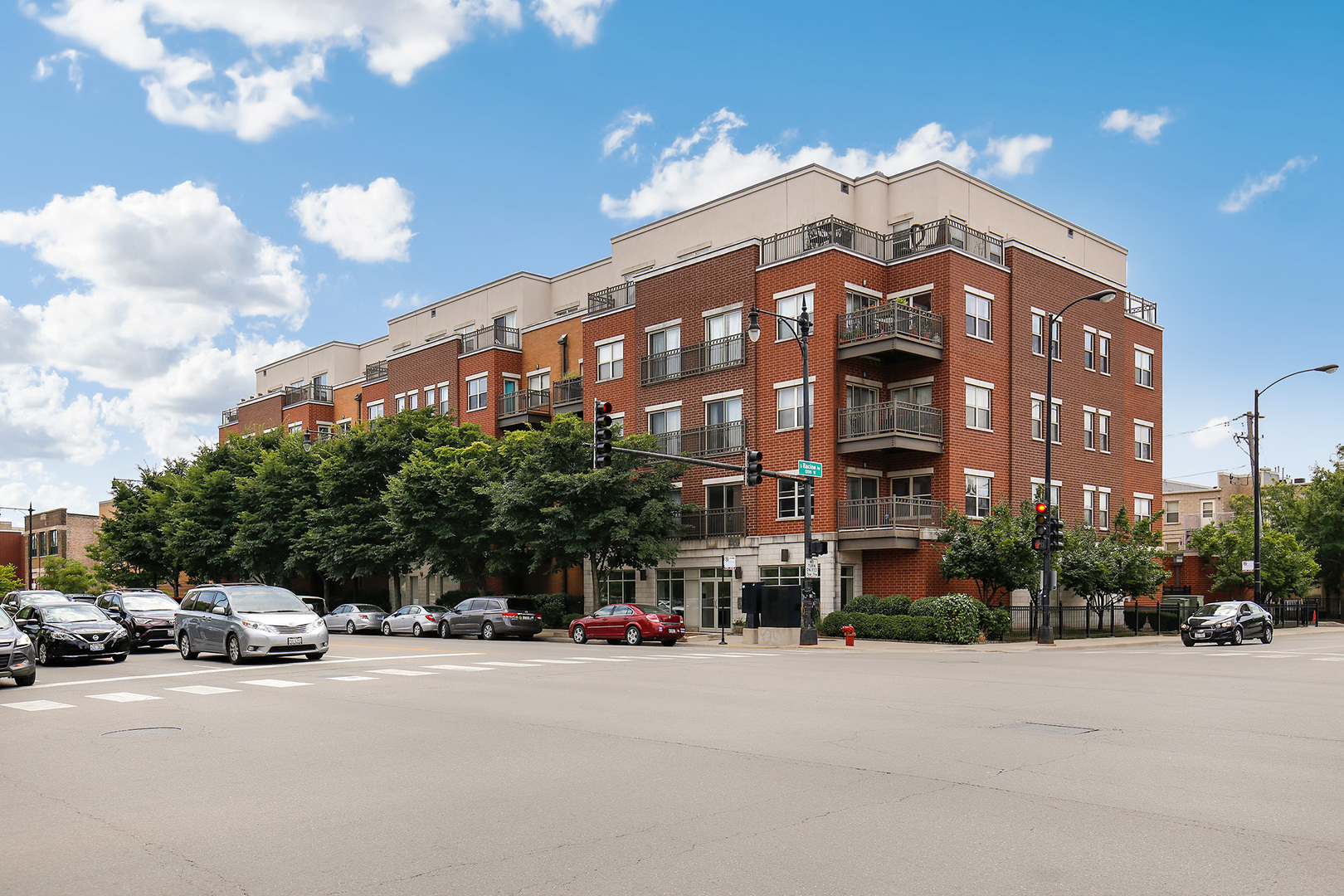 1155 West Roosevelt Road, Unit 301 Chicago, IL 60608 - Photo 1 of 23