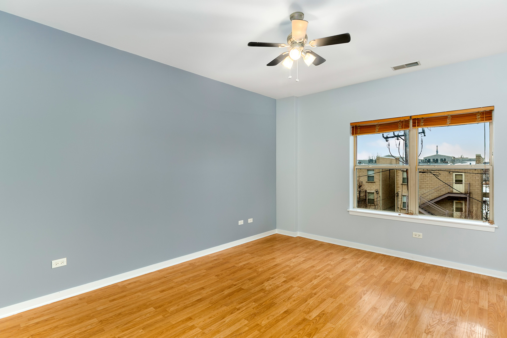 1155 West Roosevelt Road, Unit 301 Chicago, IL 60608 - Photo 13 of 23