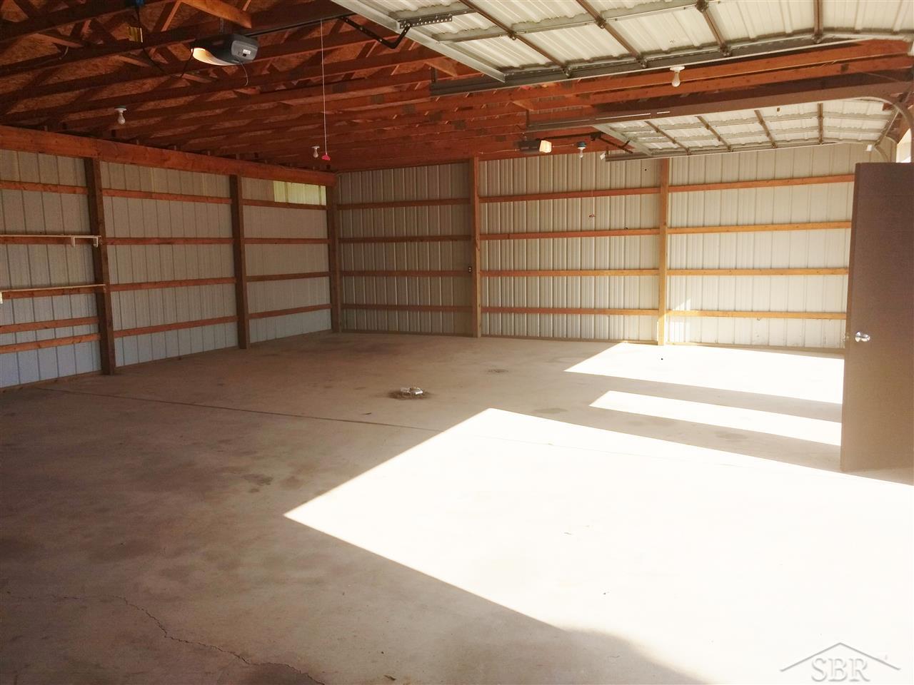 7624 Melbourne Road Saginaw, MI 48604 - Photo 27 of 38 31347612-26.JPG