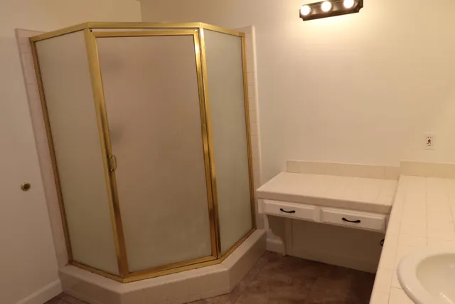 $2,300 | 9388 North Archie Avenue, Fresno, CA 93720