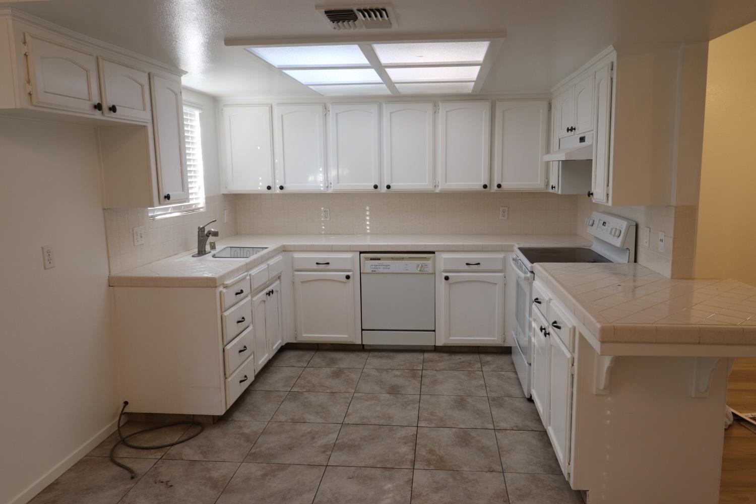 9388 North Archie Avenue Fresno, CA 93720 - Photo 6 of 18