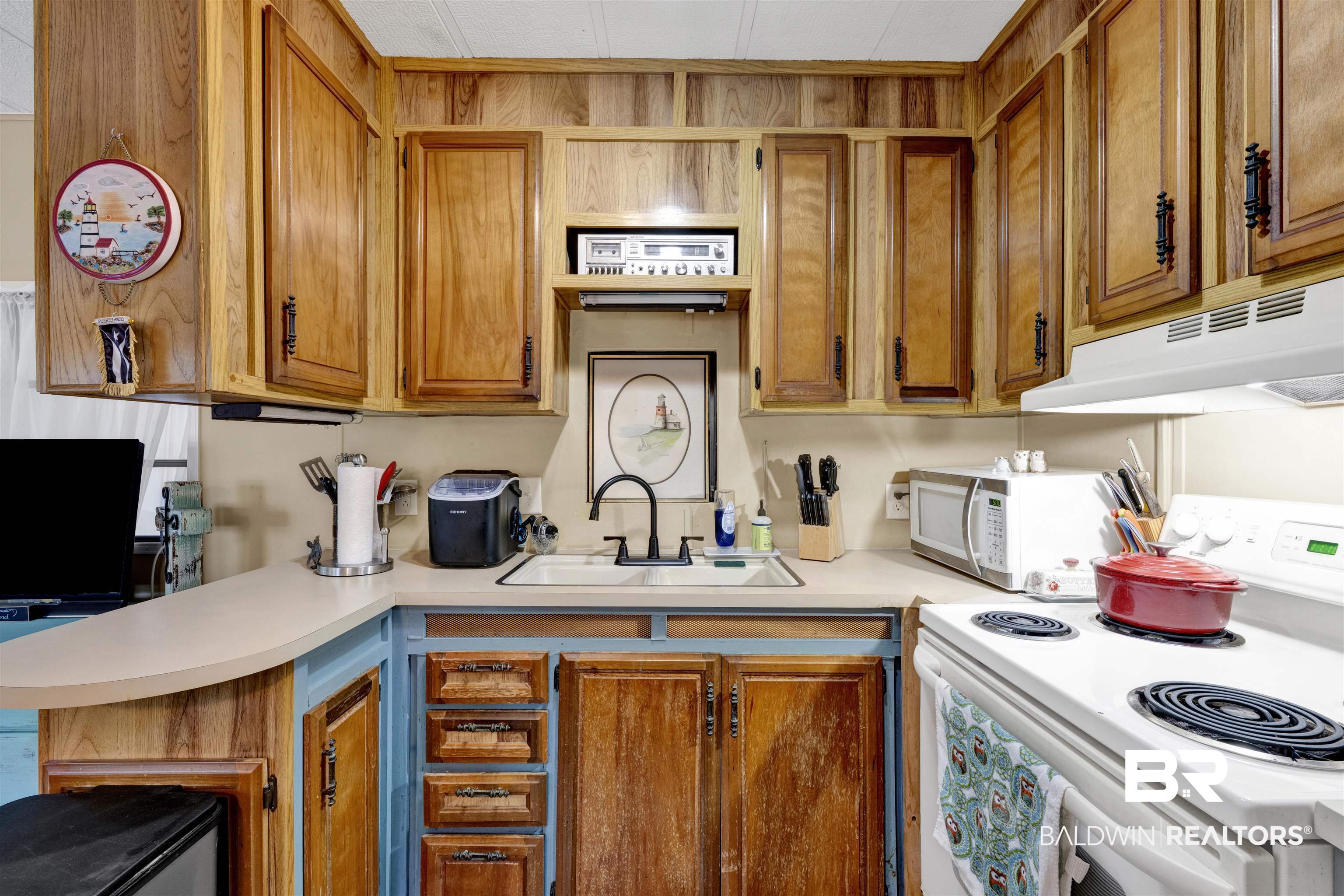 489 Elberta Loop Lillian, AL 36549 - Photo 10 of 42 Kitchen