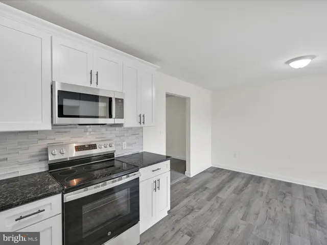 $320,000 | 76 Crestview Drive, Pottsville, PA 17901