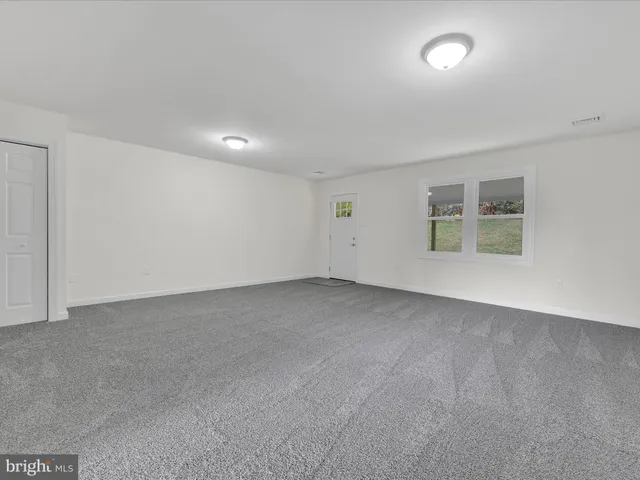 $320,000 | 76 Crestview Drive, Pottsville, PA 17901