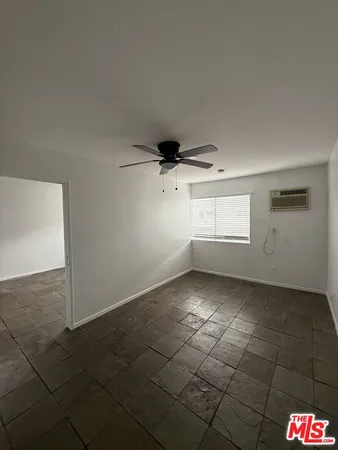 $1,850 | 1816 North Gramercy Place, Unit 304, Los Angeles, CA 90028