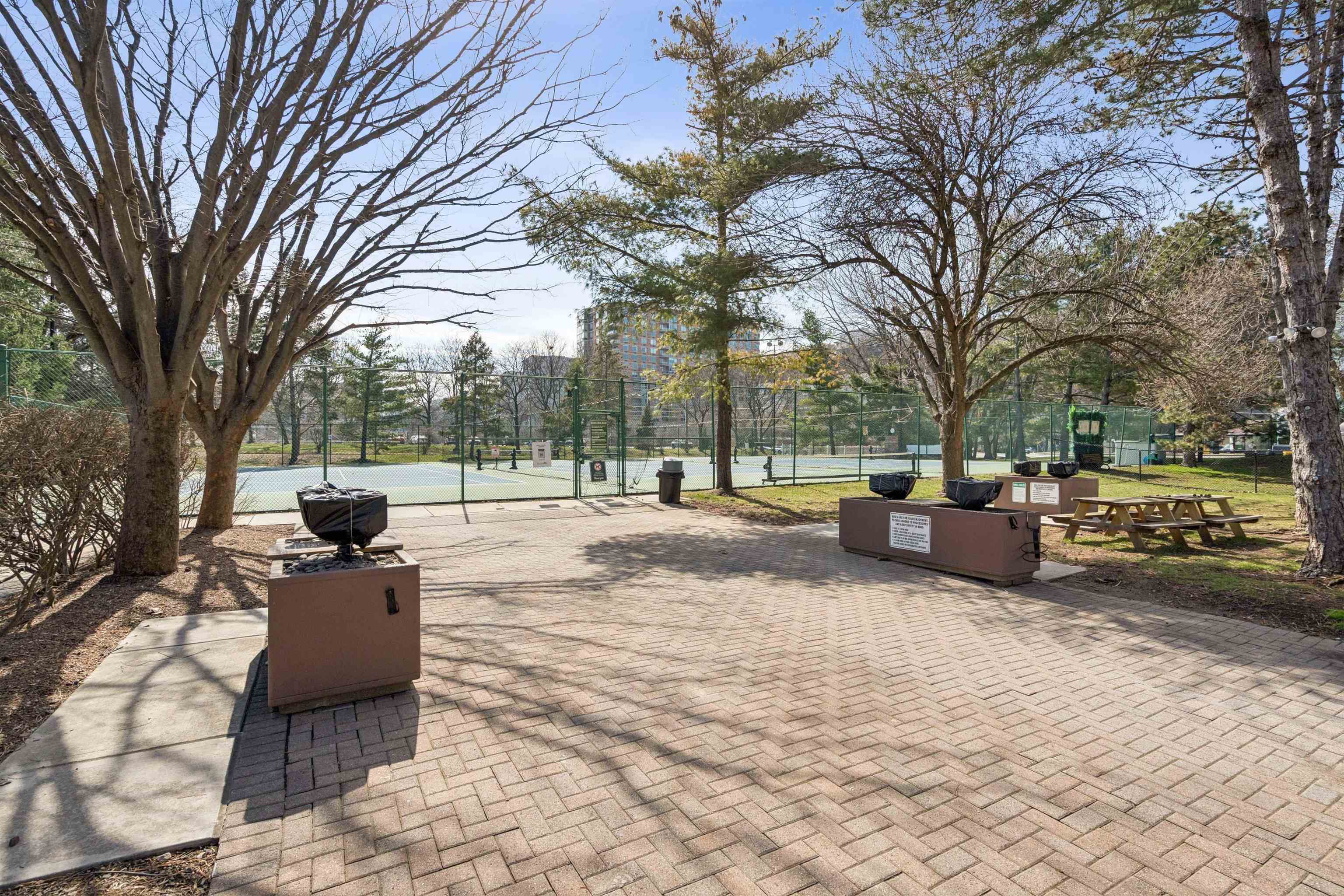 403 Hancock Court, Unit 403 Edgewater, NJ 07020 - Photo 16 of 17