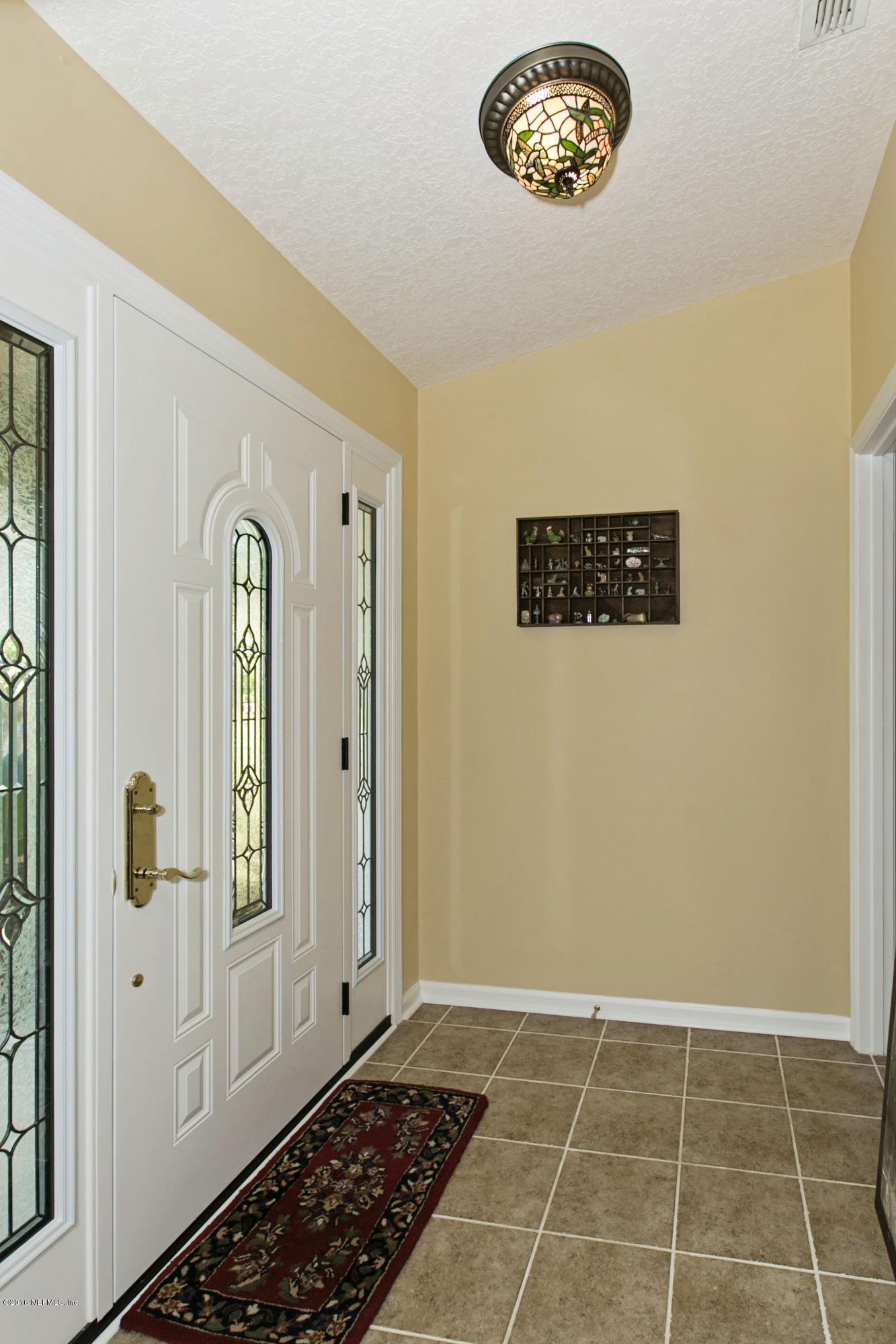 005_Foyer[1]