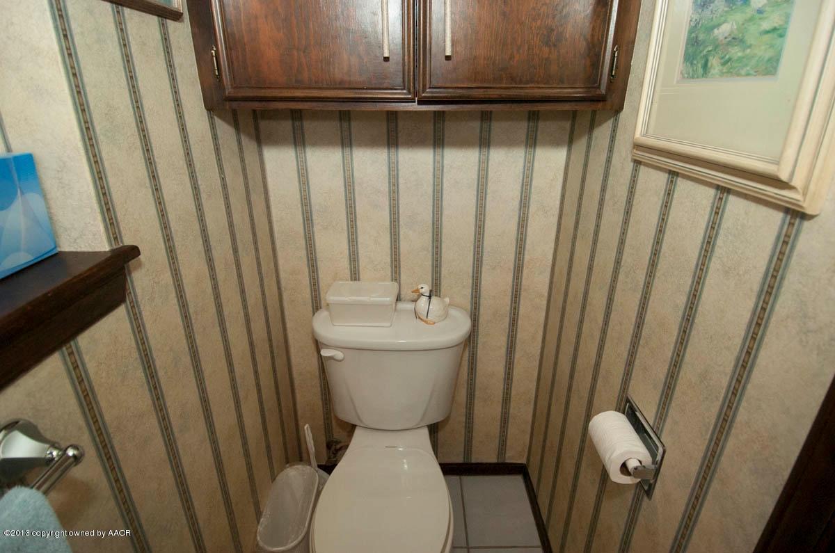 7 Kendall Road Amarillo, TX 79124 - Photo 38 of 66 BATHROOM 3 VIEW 1