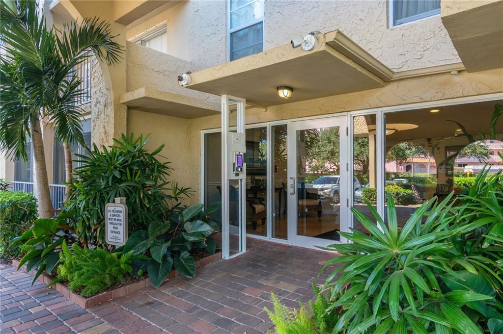 950 Ponce De Leon Road, Unit 408 Boca Raton, FL 33432 - Photo 29 of 51 a view of a entryway front of house