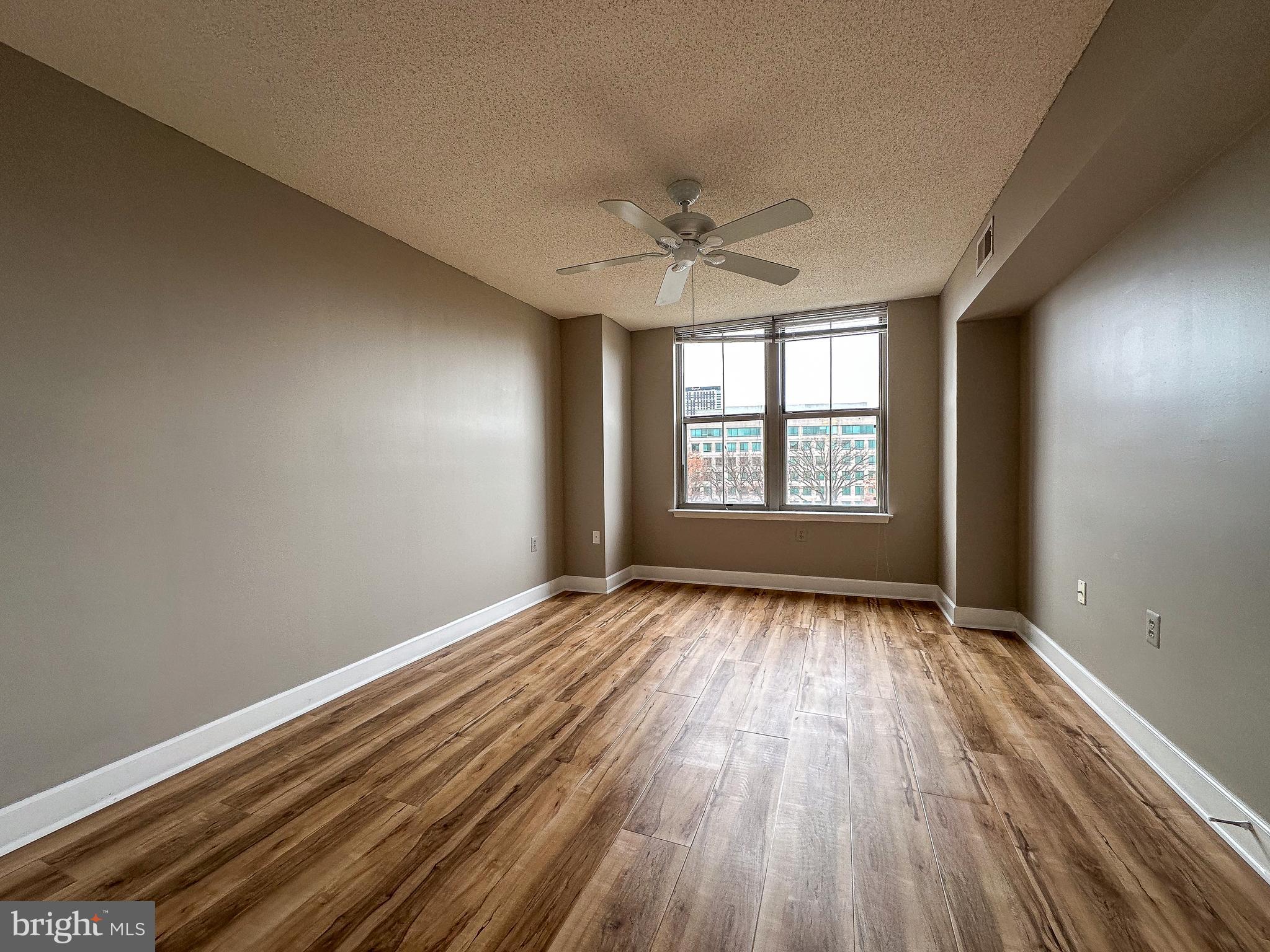 11800 Sunset Hills Road, Unit 1111 Reston, VA 20190 - Photo 19 of 66 Master bedroom 2