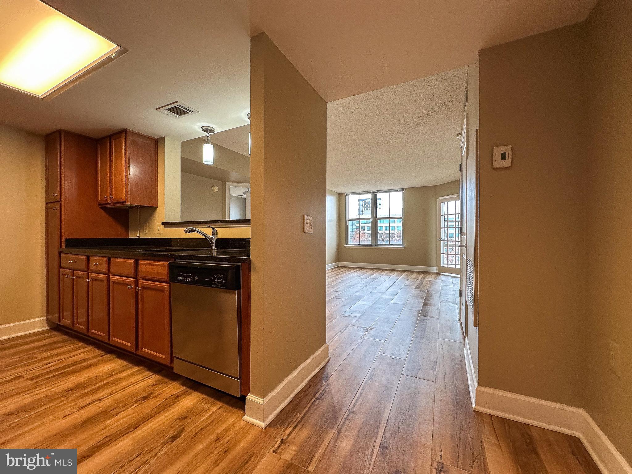 11800 Sunset Hills Road, Unit 1111 Reston, VA 20190 - Photo 4 of 66 Welcome home