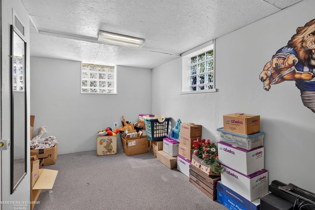 12121 Canal Road Sterling Heights, MI 48313 - Photo 34 of 44 Gallery Image 34