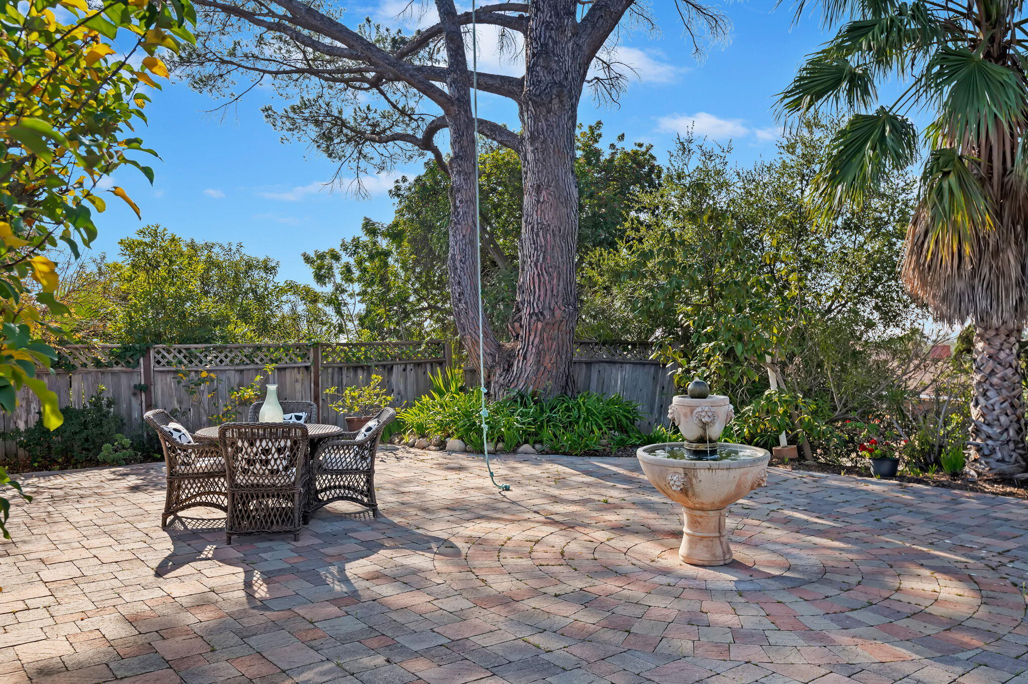 236 Northridge Road Santa Barbara, CA 93105 - Photo 4 of 43 Front Patio