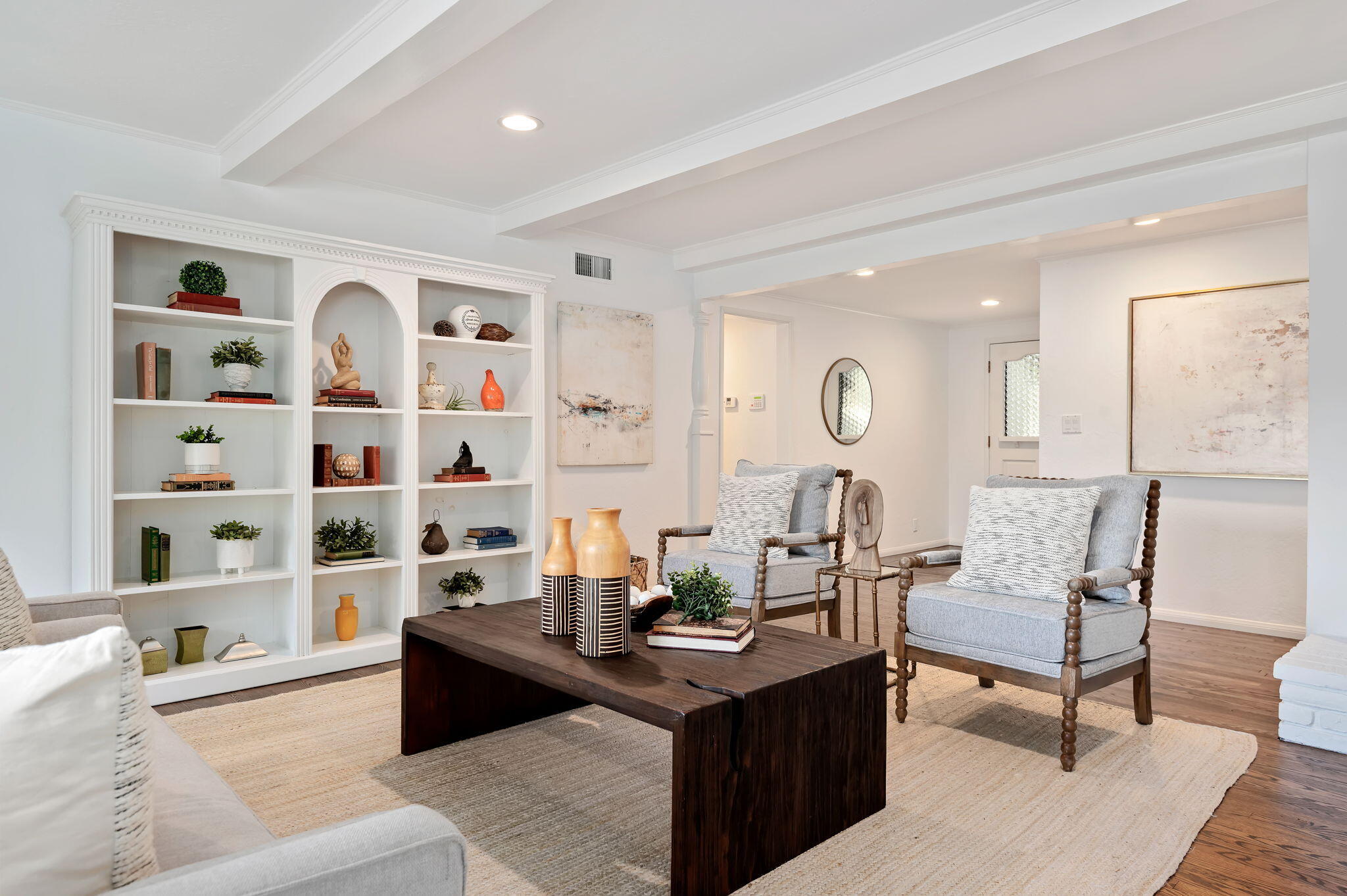 236 Northridge Road Santa Barbara, CA 93105 - Photo 7 of 43 Living Room