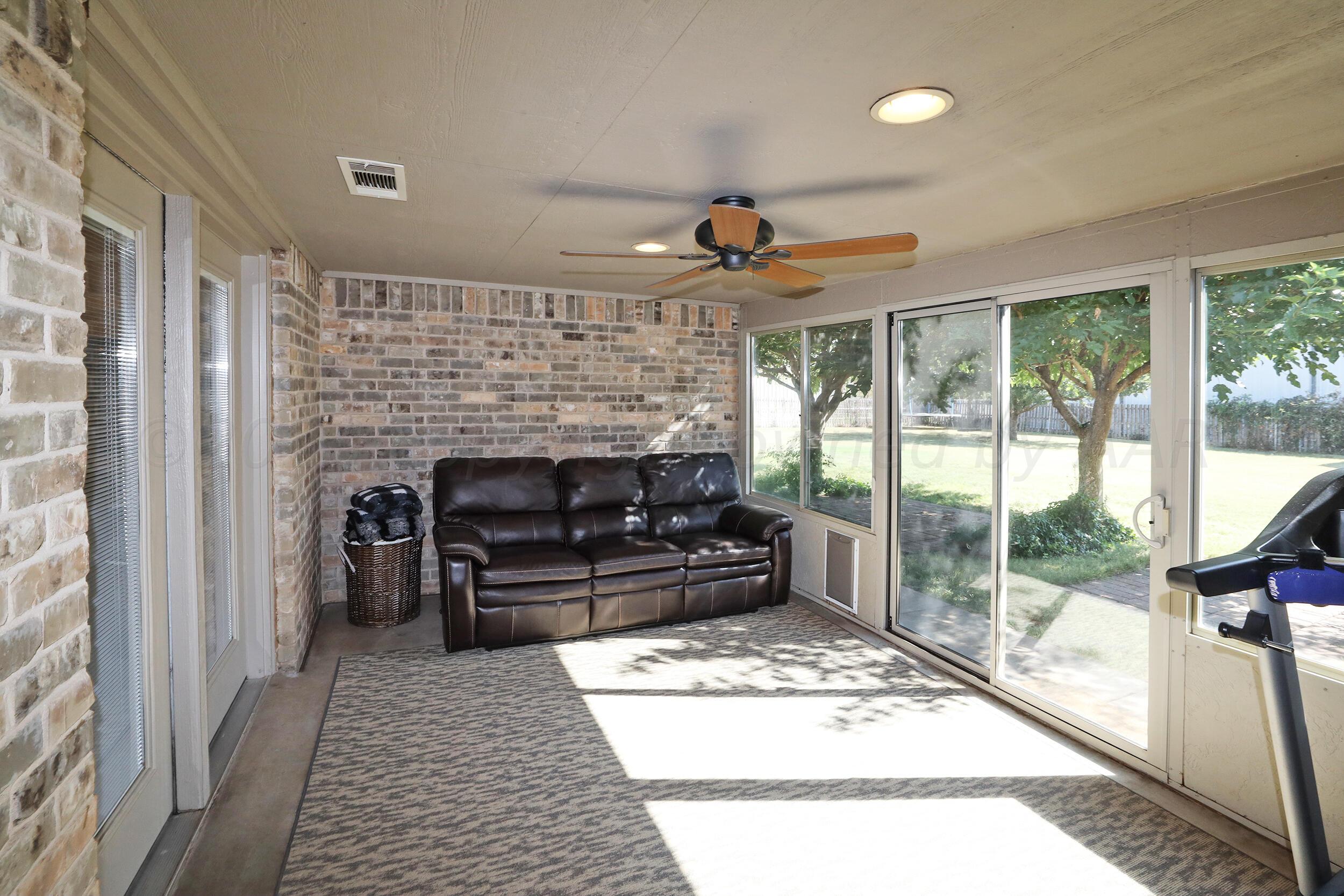 16339 Country Road Canyon, TX 79015 - Photo 44 of 56 Sunroom