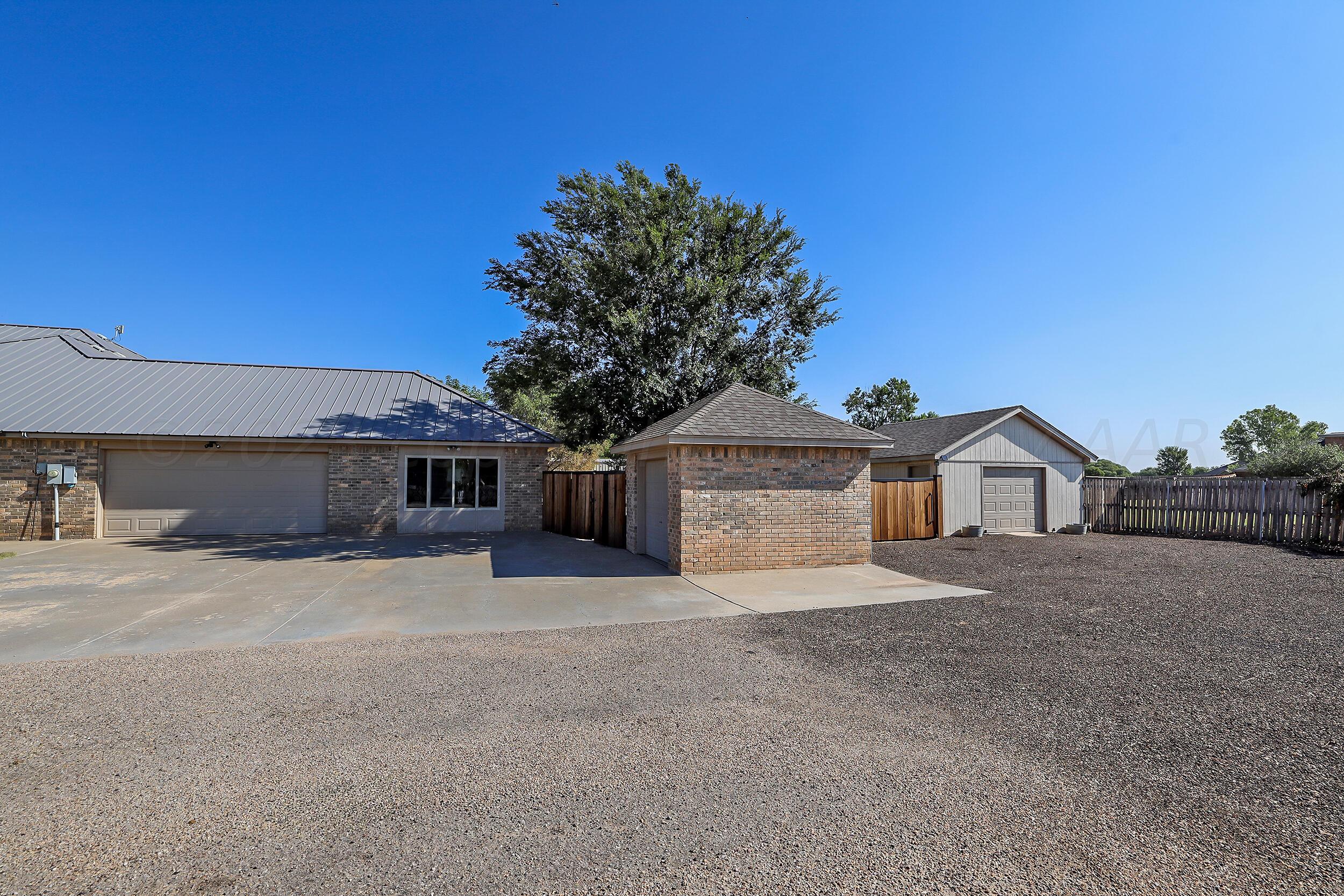 16339 Country Road Canyon, TX 79015 - Photo 51 of 56 Garage, Storage & Shop