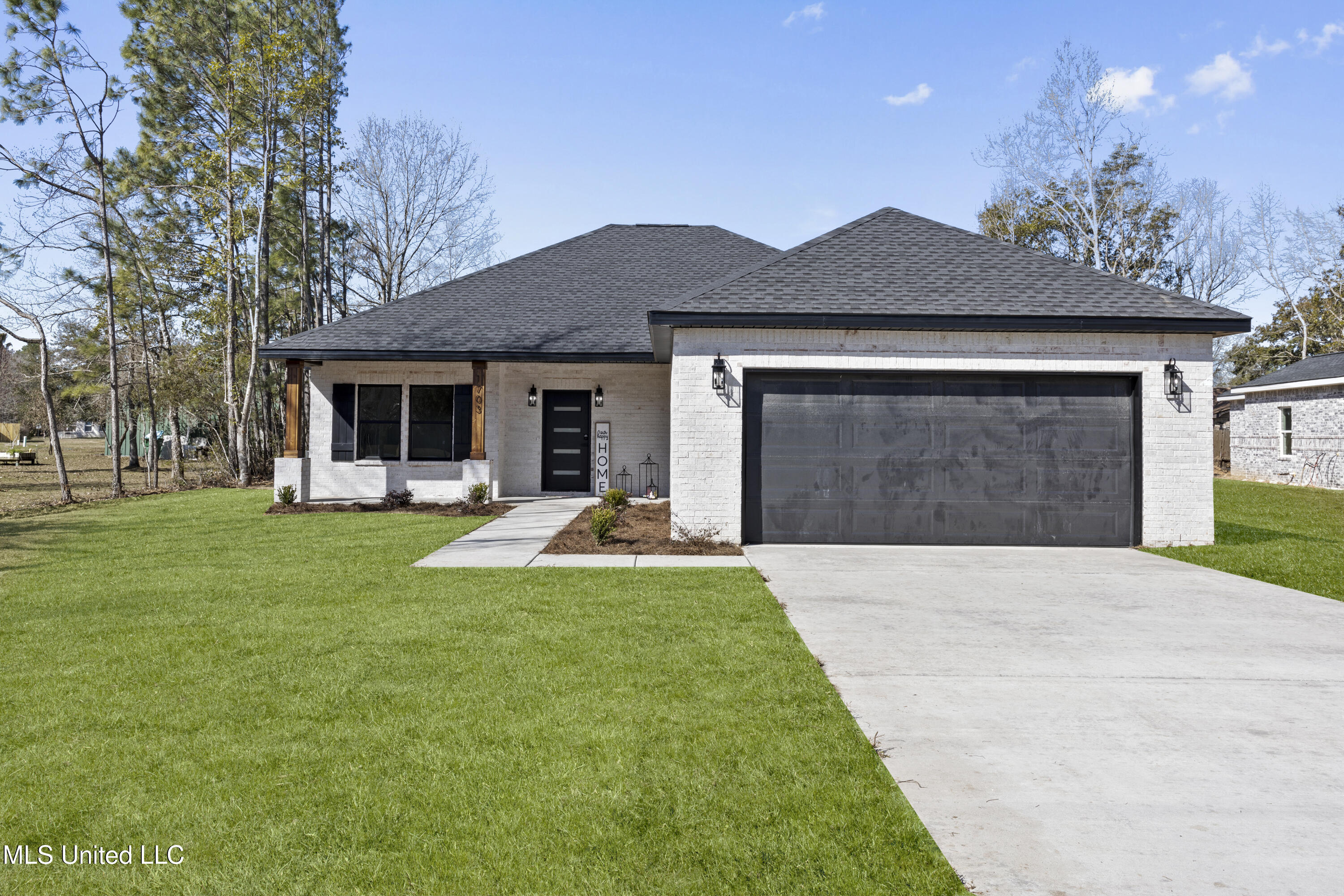 1703 Ladnier Road Gautier, MS 39553 - Photo 1 of 32 001