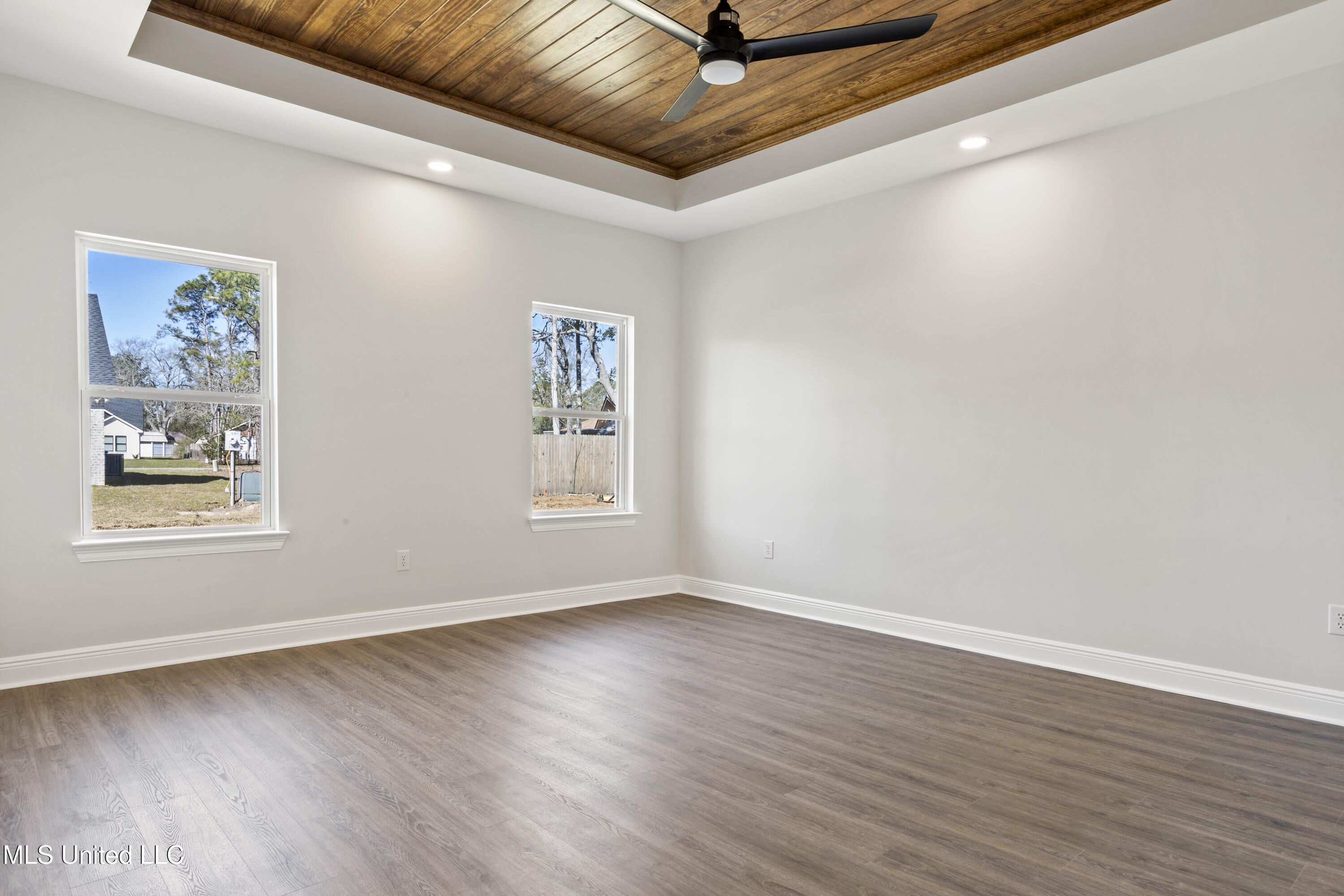 1703 Ladnier Road Gautier, MS 39553 - Photo 16 of 32 016