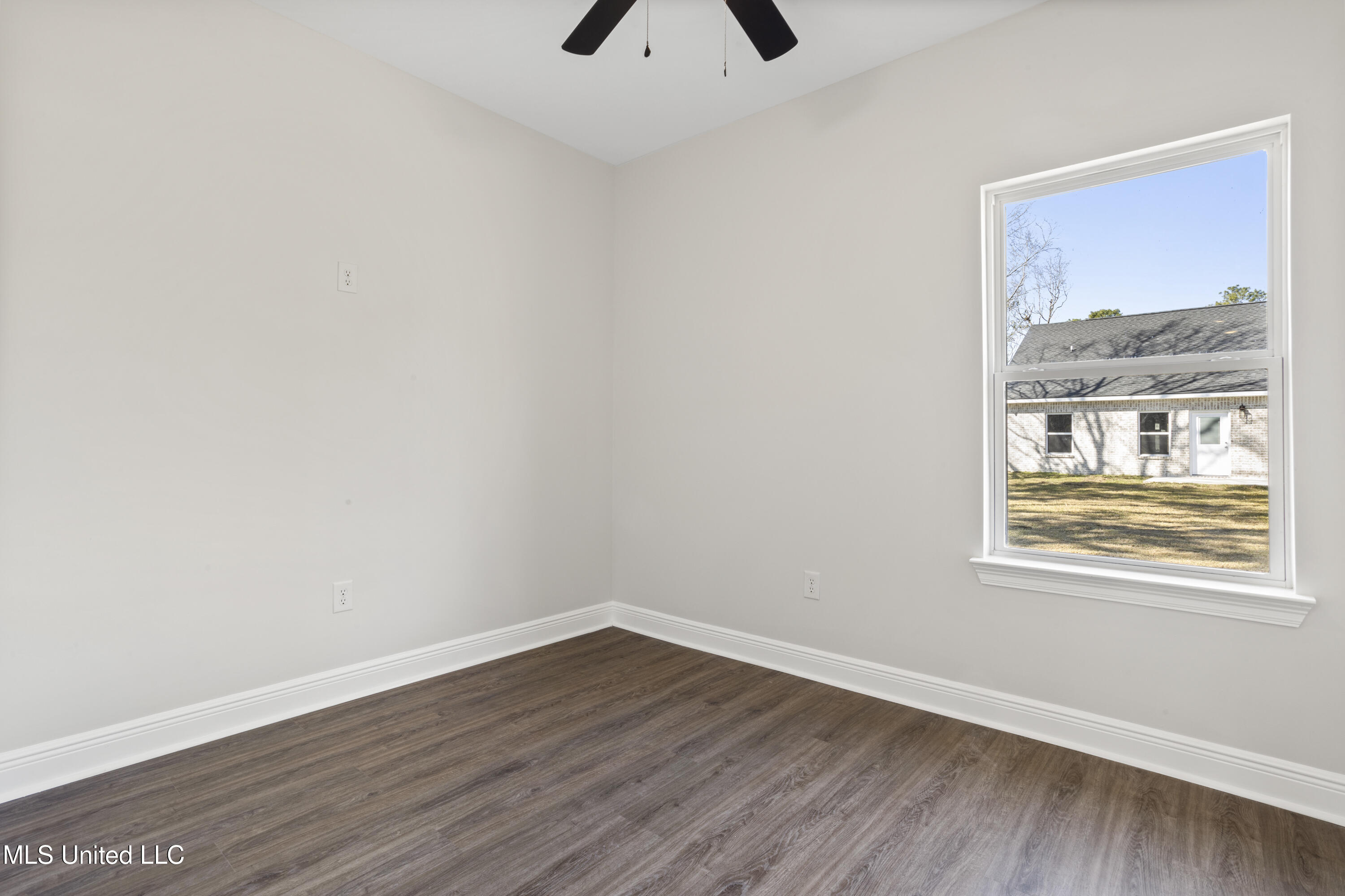1703 Ladnier Road Gautier, MS 39553 - Photo 28 of 32 028