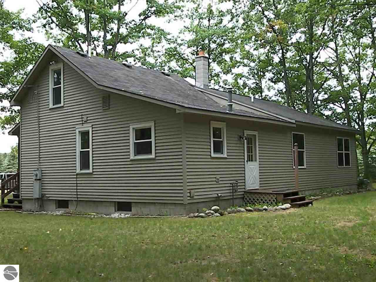 2072 West School Lake Road Maple City, MI 49664 - Photo 61 of 78 1776507-60.JPG