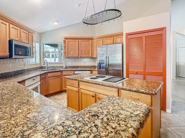 $5,500 | 1860 Cobia Drive, Vero Beach, FL 32960