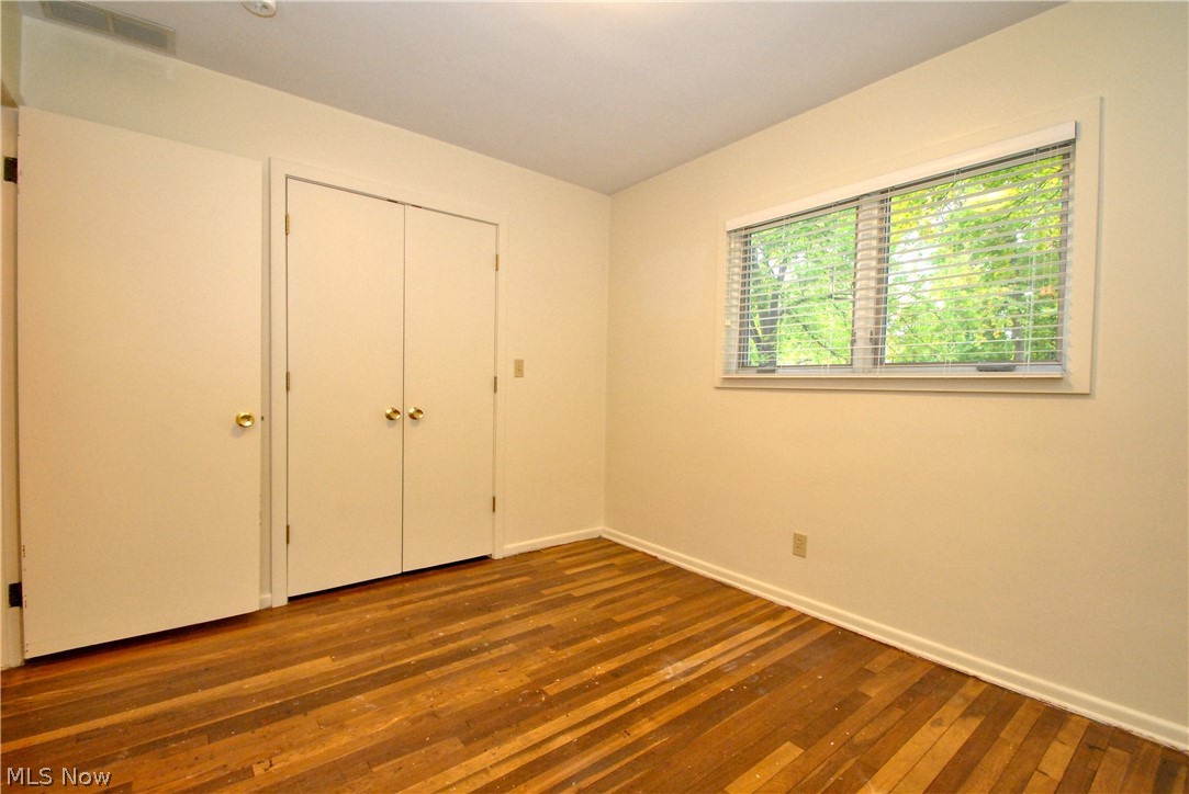 38036 Ridge Road Willoughby, OH 44094 - Photo 19 of 31