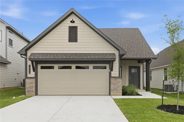 $2,300 | 15246 Still Water Mdw Loop, College Station, TX 77845