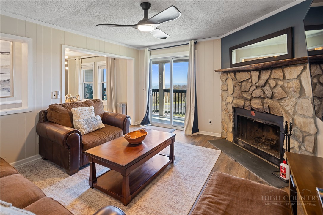 301 Pinnacle Inn Road, Unit 3310 Beech Mountain, NC 28604 - Photo 5 of 47