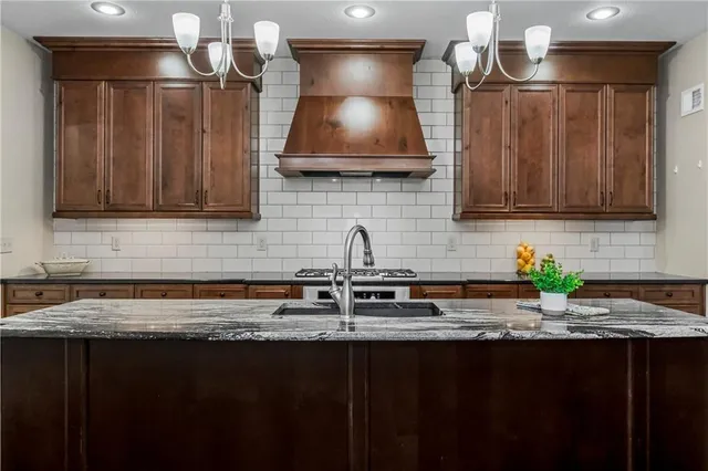 $620,000 | 4443 Sienna Ridge, Riverside, MO 64150