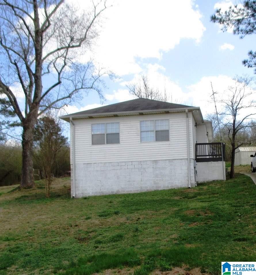 253 Lakeshore Lane Oneonta, AL 35121 - Photo 13 of 16