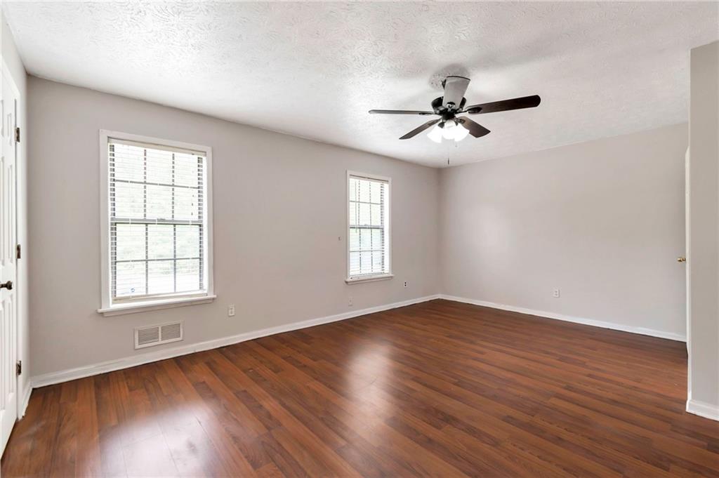4803 Elam Road Stone Mountain, GA 30083 - Photo 6 of 30