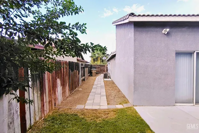 $399,999 | Undisclosed Address, Bakersfield, CA 93307