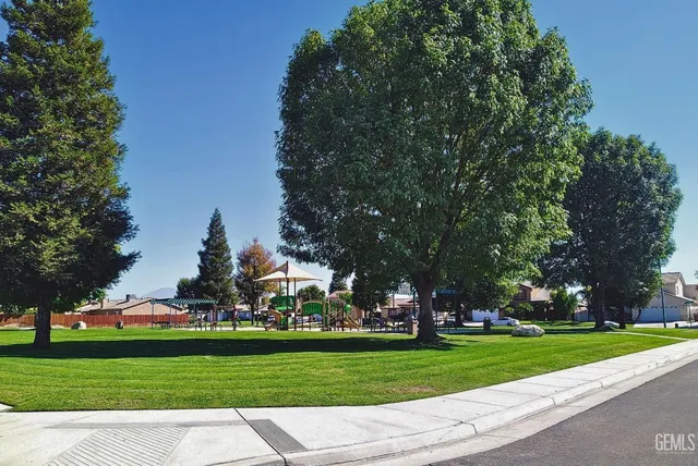 $399,999 | Undisclosed Address, Bakersfield, CA 93307