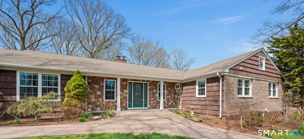 $749,900 | 700 Royal Lane, Orange, CT 06477