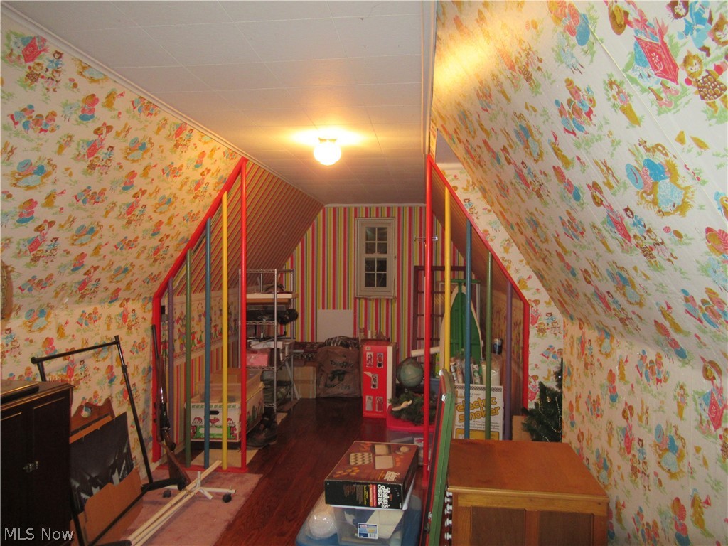 2021 Canfield Road Youngstown, OH 44511 - Photo 16 of 34 Gallery Image 16