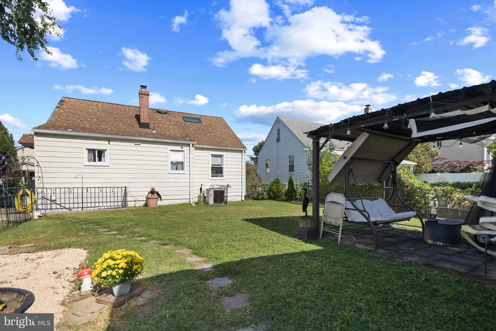 320 South Taylor Avenue Baltimore, MD 21221 - Photo 25 of 25 Backyard