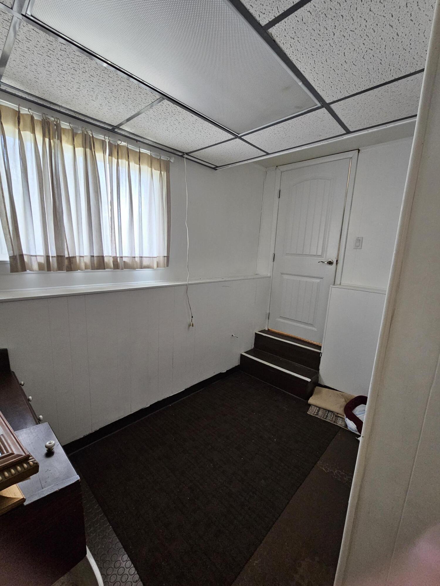 33 Maple Street East Millinocket, ME 04430 - Photo 26 of 39 20240621_114257