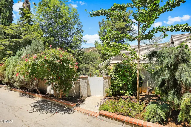 $2,000,000 | 405 Woodcliffe Road, Pasadena, CA 91105