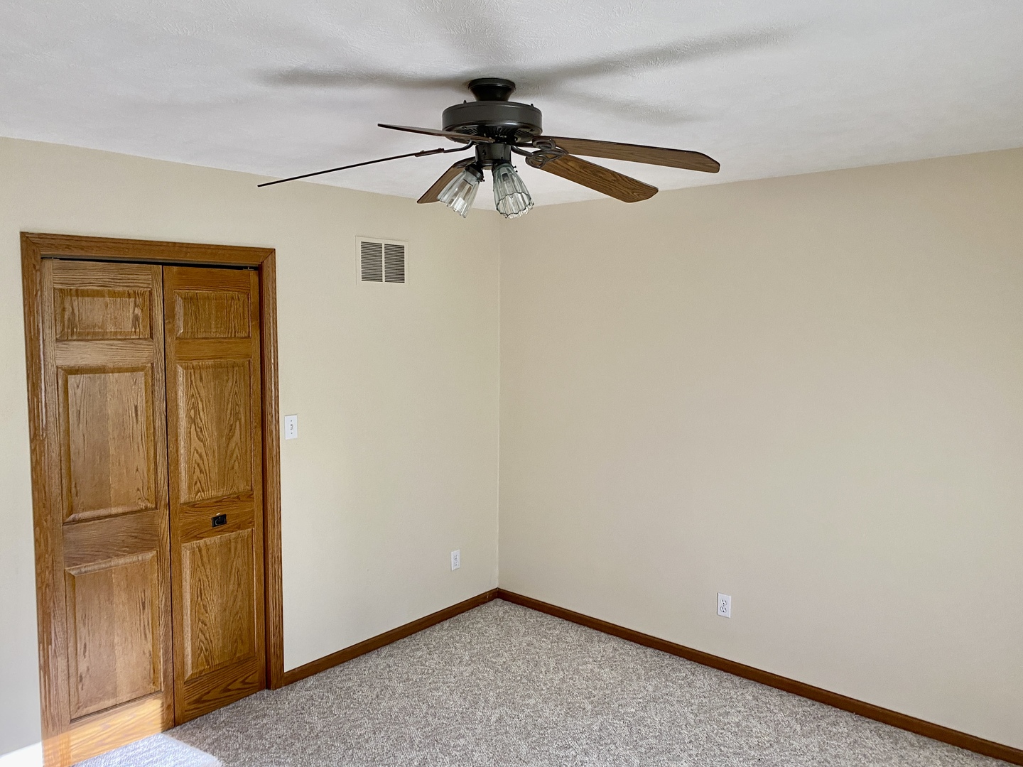 1221 Fox Run Seneca, IL 61341 - Photo 30 of 42