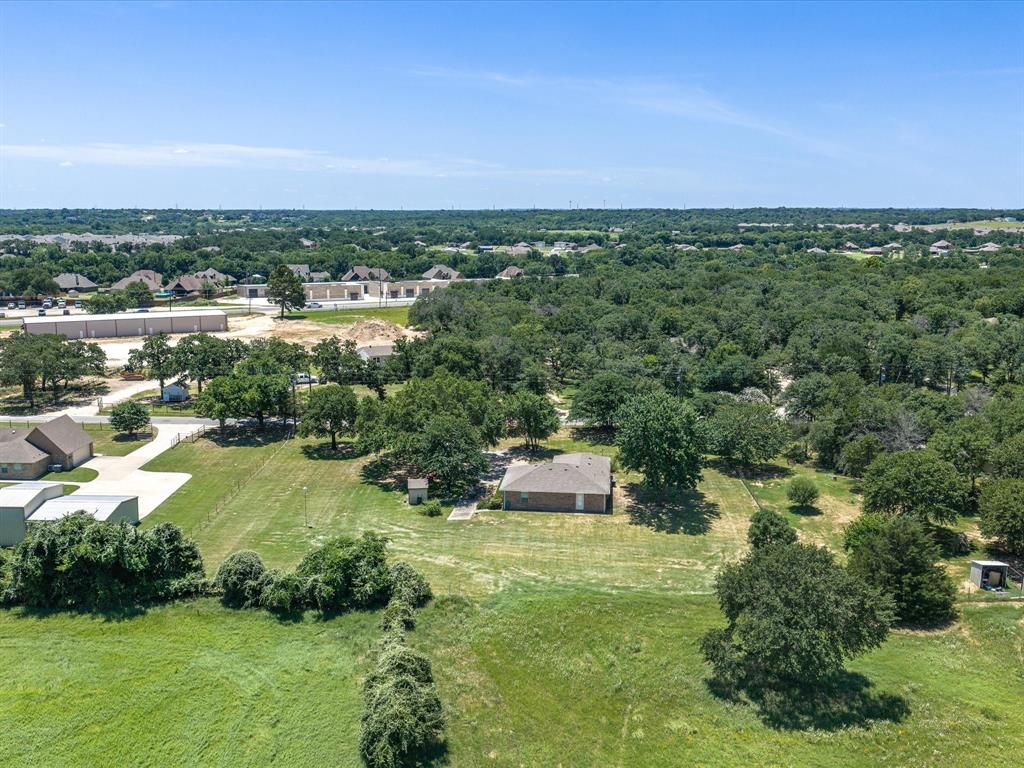 1100 Greg Street Azle, TX 76020 - Photo 35 of 39