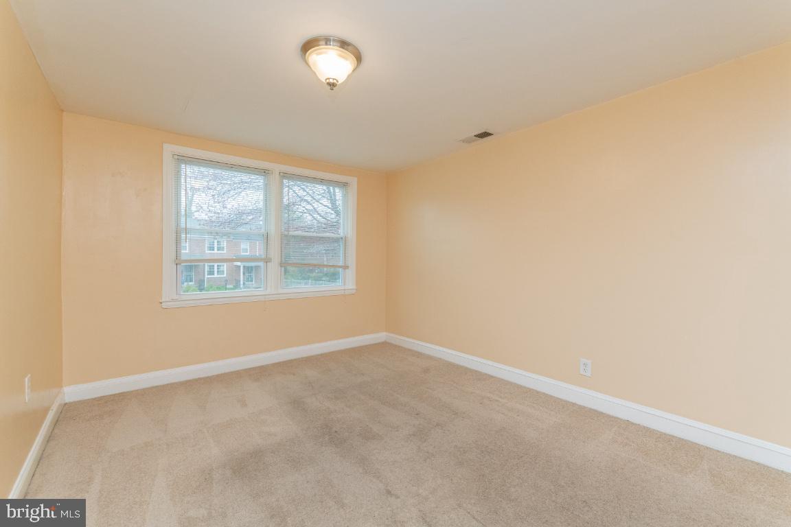 1045 Reverdy Road Baltimore, MD 21212 - Photo 11 of 28