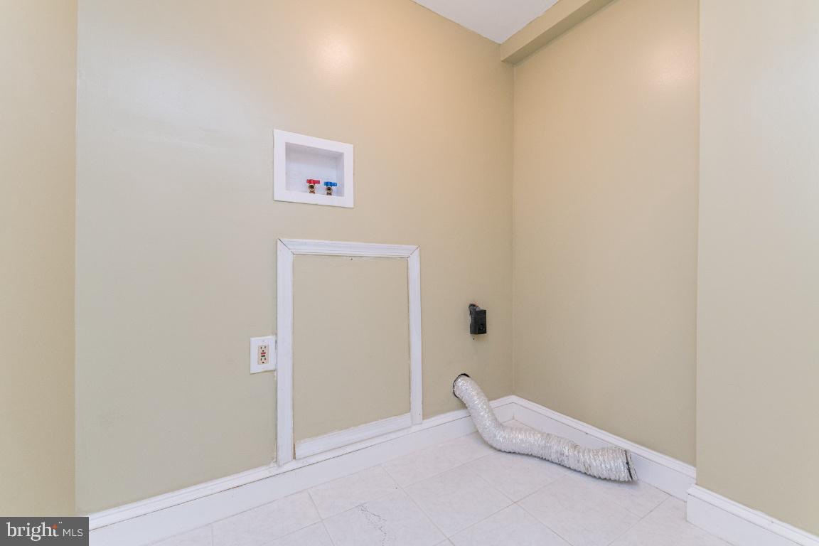 1045 Reverdy Road Baltimore, MD 21212 - Photo 18 of 28