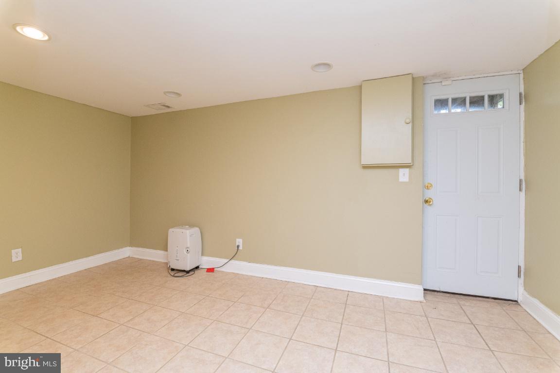 1045 Reverdy Road Baltimore, MD 21212 - Photo 19 of 28