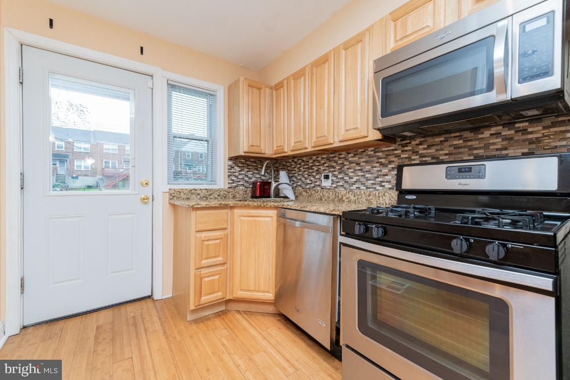 1045 Reverdy Road Baltimore, MD 21212 - Photo 7 of 28