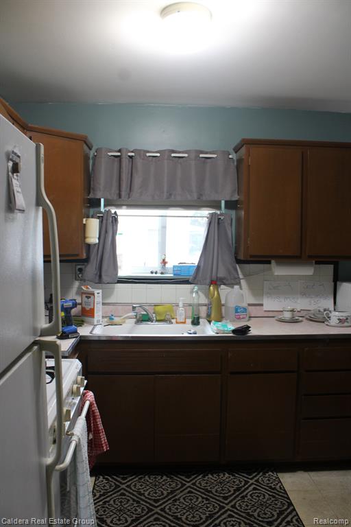 8064 Timken Avenue Warren, MI 48089 - Photo 22 of 40