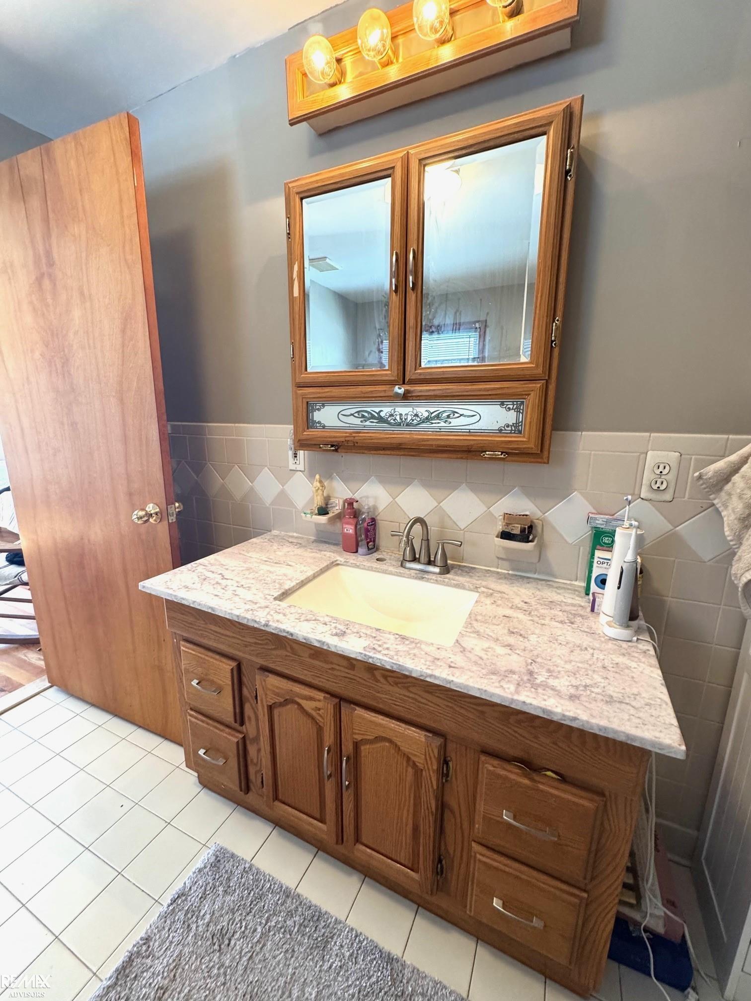 3915 Gregory Road Gregory, MI 48137 - Photo 13 of 24
