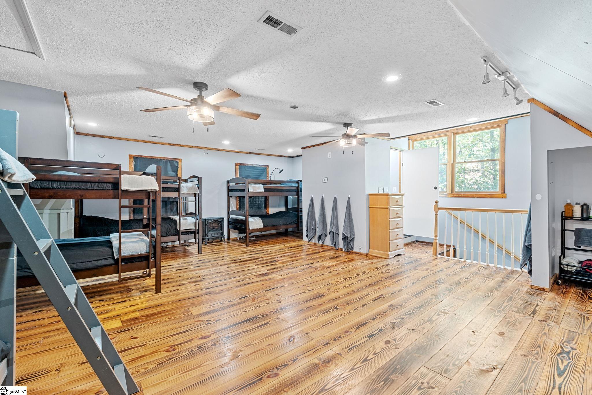 102 Rockcrest Road Cleveland, SC 29635 - Photo 23 of 31 Gallery Image 23
