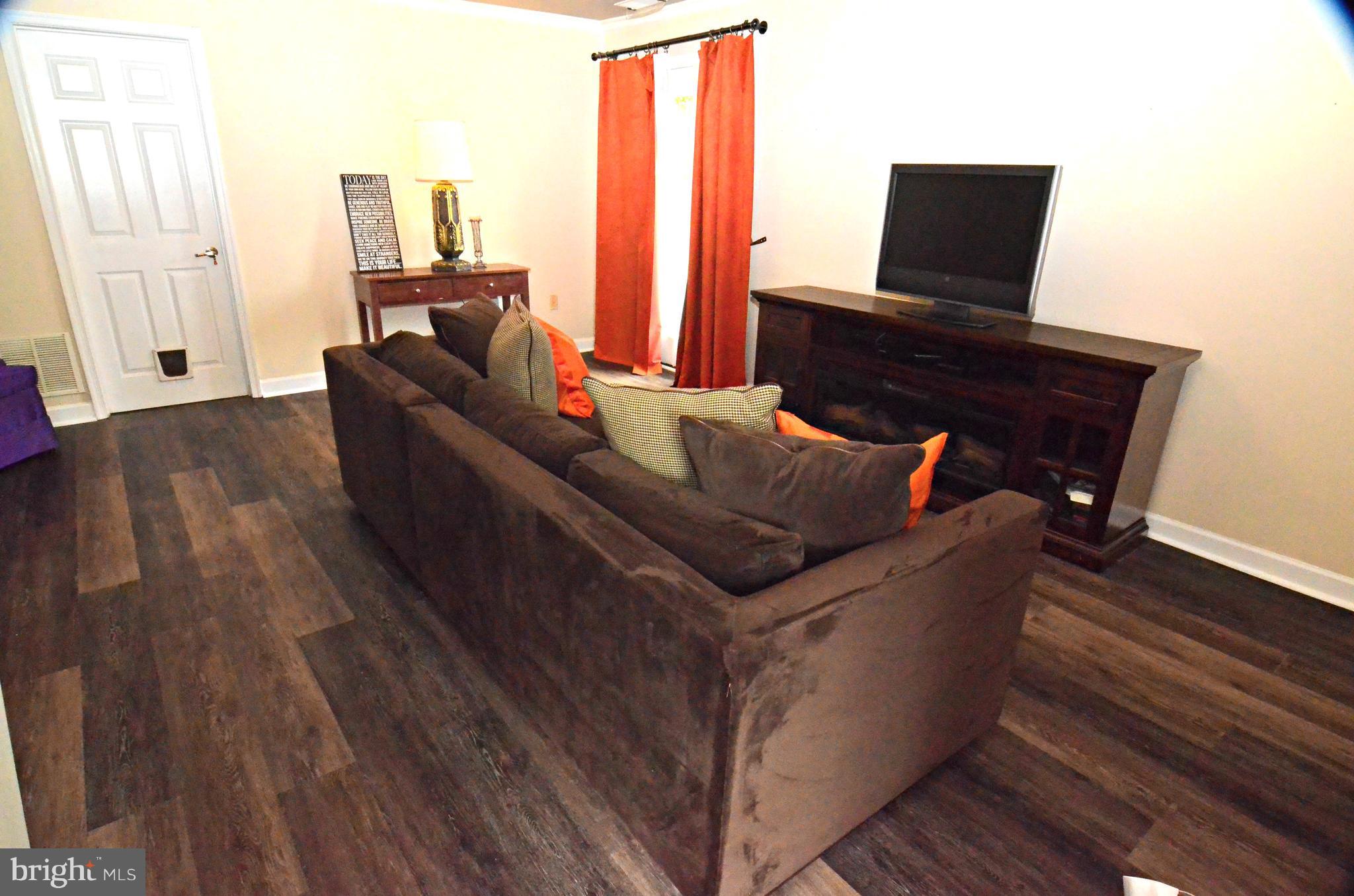 9314 Player Drive, Unit 2 Laurel, MD 20708 - Photo 3 of 29 Family Room