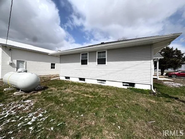 $289,000 | 8499 Highway 71, Dana, IN 47847