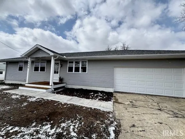 $289,000 | 8499 Highway 71, Dana, IN 47847